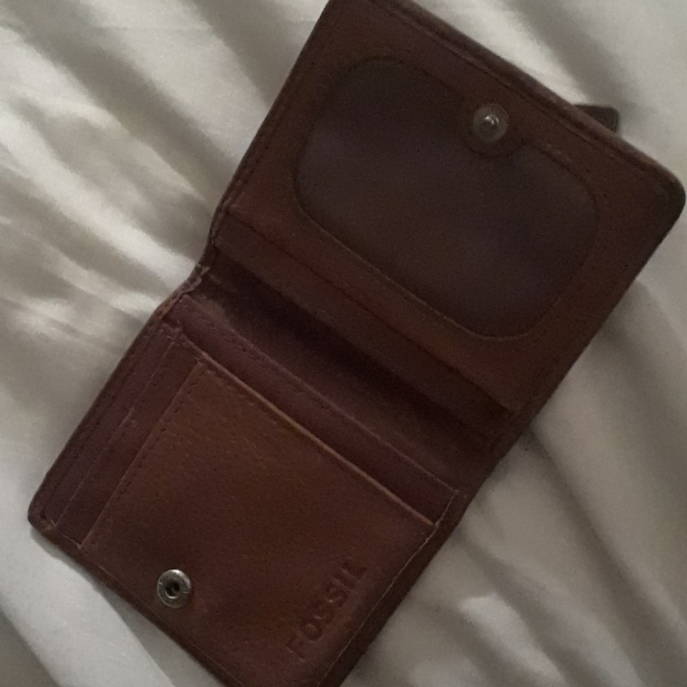 Wallet - Picture 2 of 4
